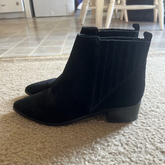 Booties - Picture 3 of 6